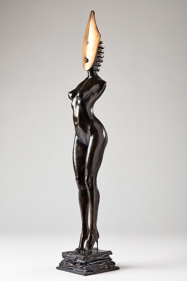Kasper sculpteur _Femme Plume _ bronze numéroté 1_8